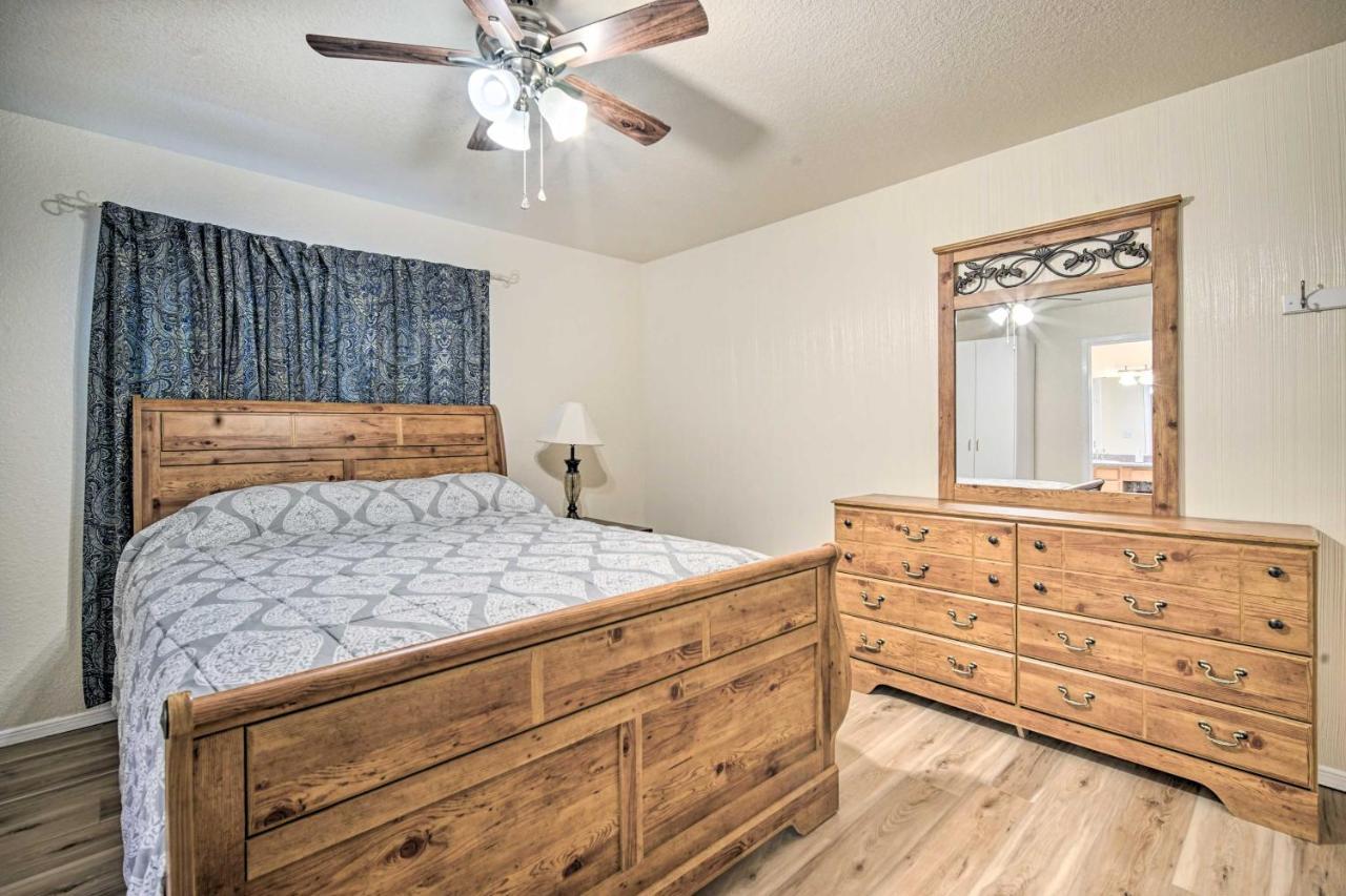 Convenient Cruces With Patio And Grill! Ferienhaus Las Cruces